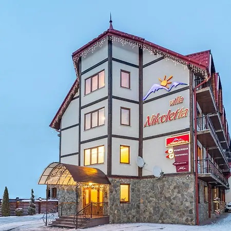 Nikoletta Буковель