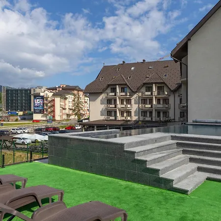 Отель Nikoletta 3*