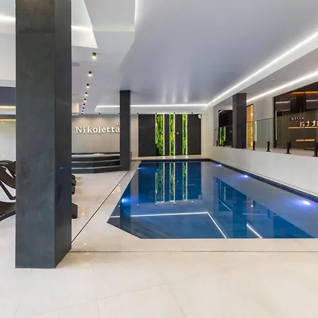 Hotel Nikoletta 3*